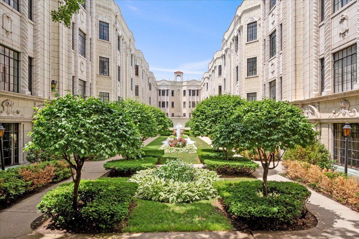 7348 N Ridge Blvd. #14C, Chicago, IL 60645