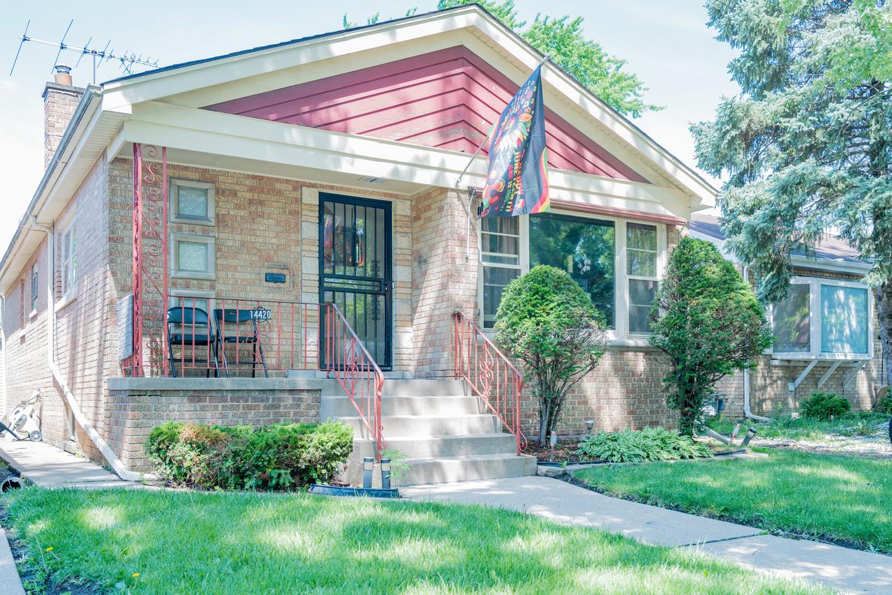 14420 S State St., Riverdale, IL 60827