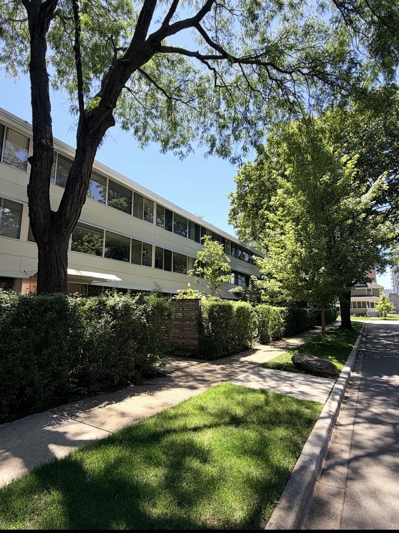 [Address Hidden by Seller], Oak Park, IL 60302