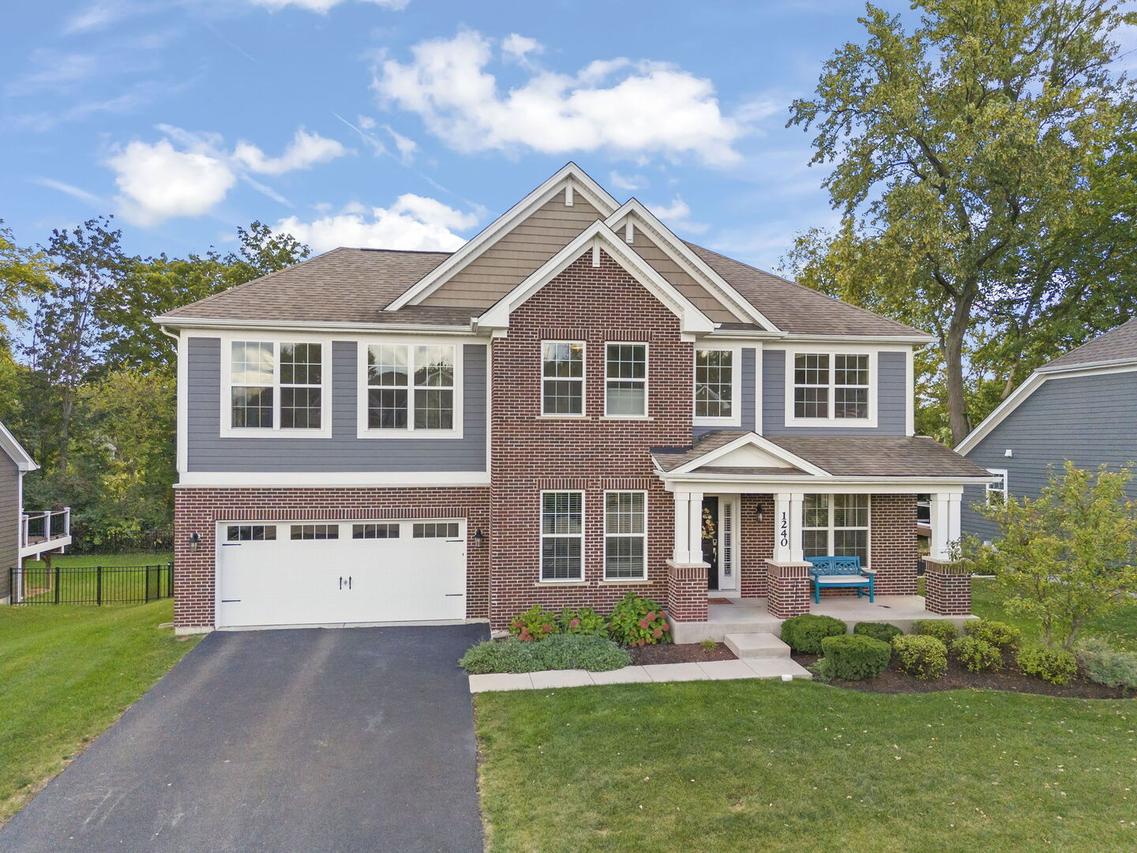 1240 W Thomas Rd., Wheaton, IL 60187