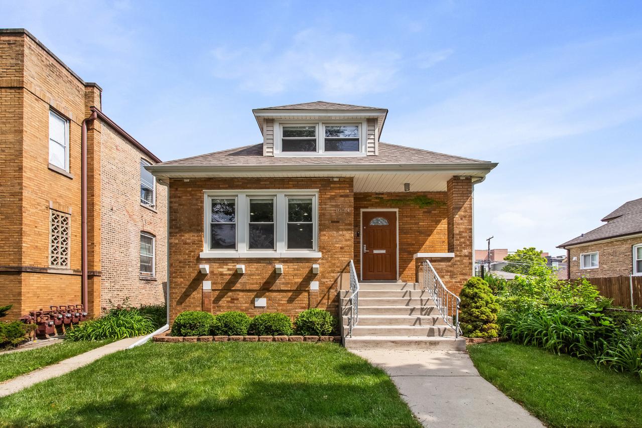 5654 W Cornelia Ave., Chicago, IL 60634