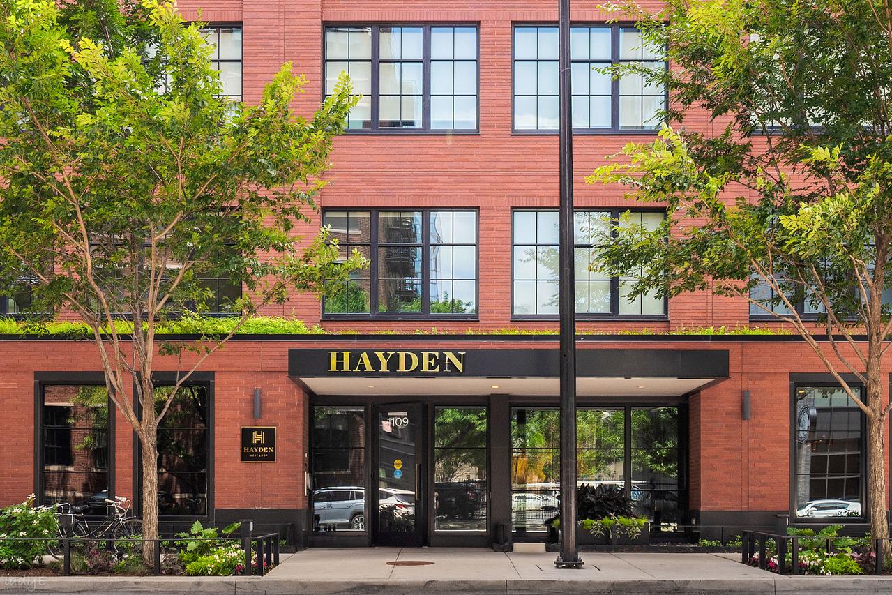 1109 W Washington Blvd. #PH8D, Chicago, IL 60607