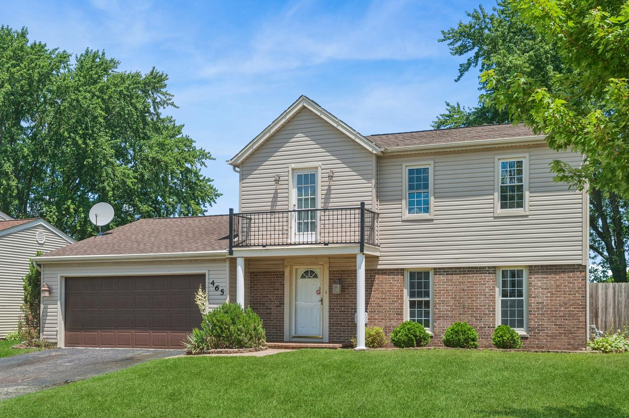 465 Ridgefield Dr., Roselle, IL 60172