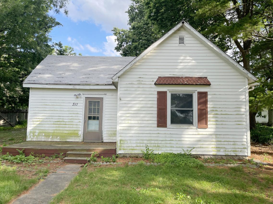 311 W Church St., Sadorus, IL 61872