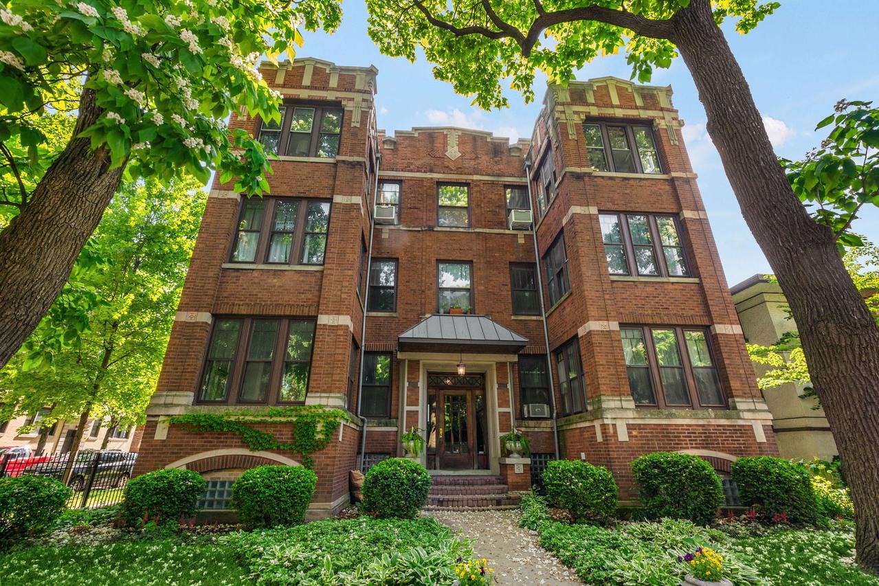 [Address Hidden by Seller], Chicago, IL 60660