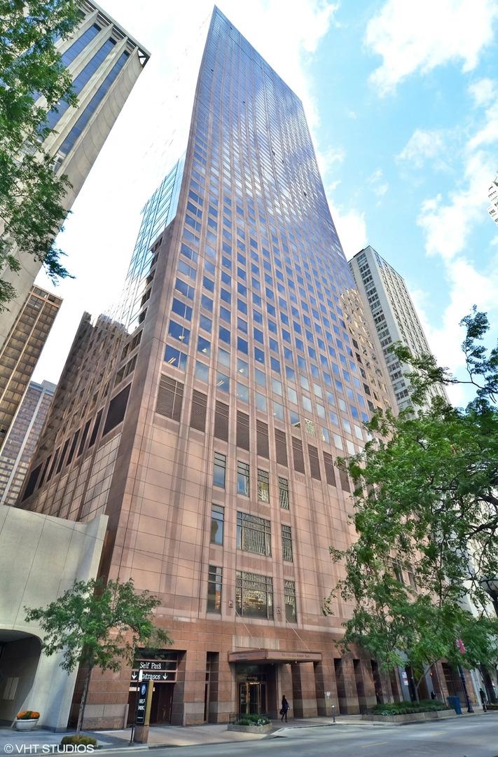 161 E Chicago Ave. #40DE, Chicago, IL 60611