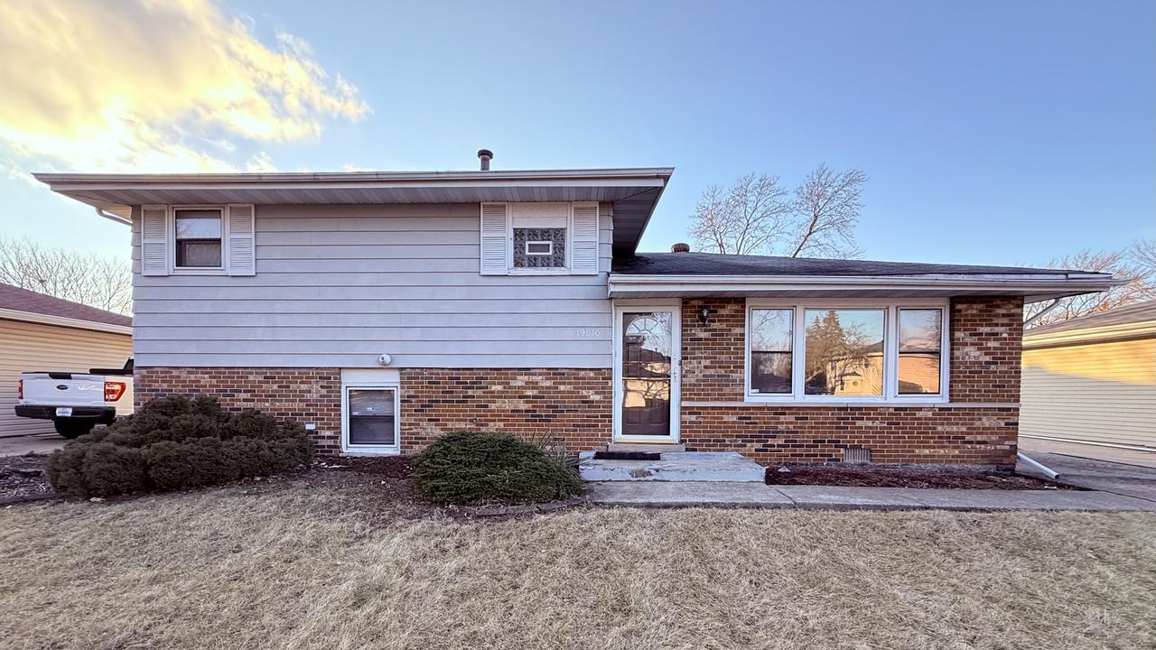 19816 Orchard Ave., Lynwood, IL 60411