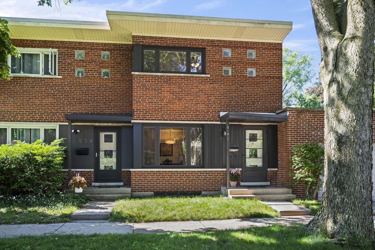 519 1/2 Ridge Rd., Wilmette, IL 60091