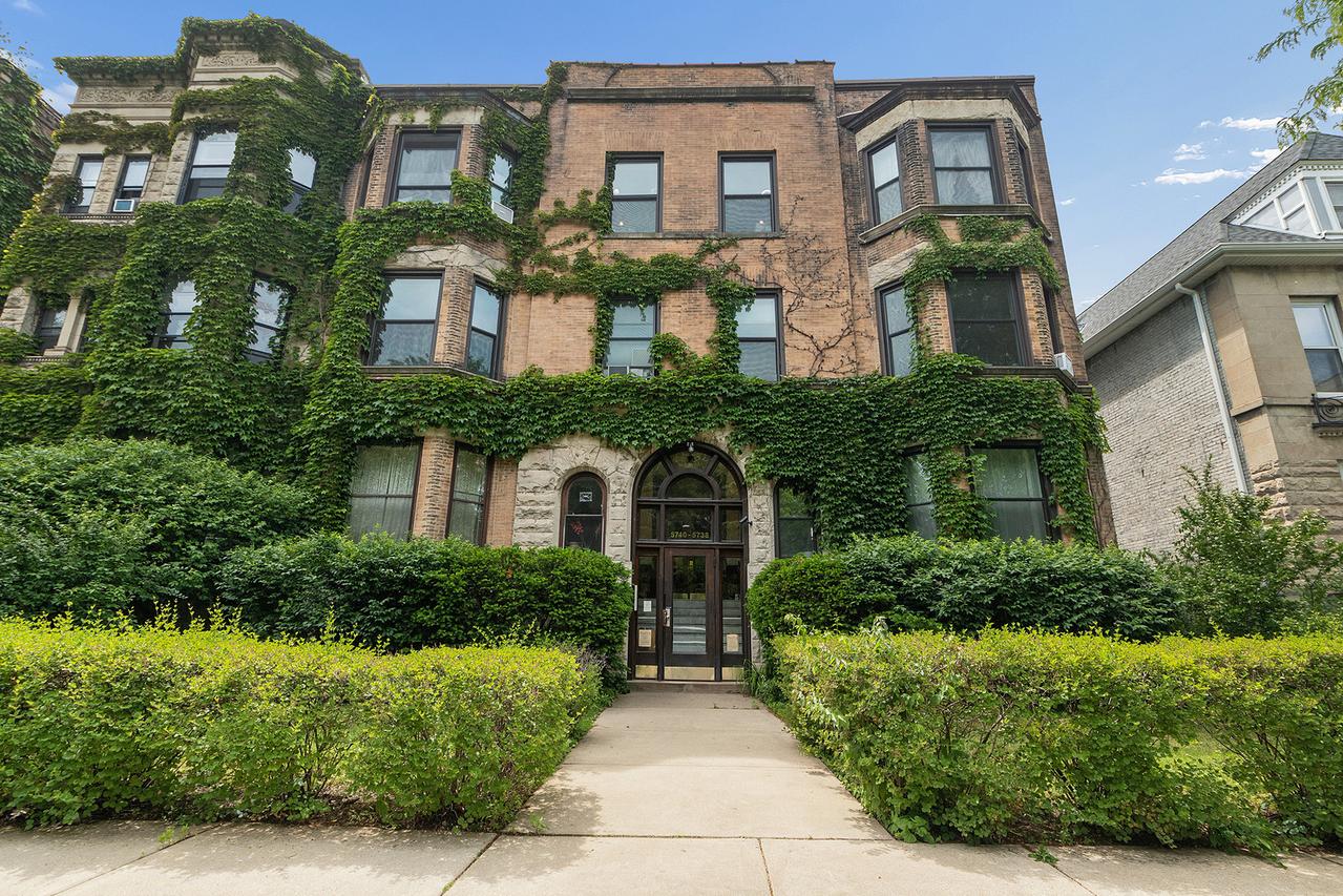 5738-40 S Kenwood Ave. #3, Chicago, IL 60637