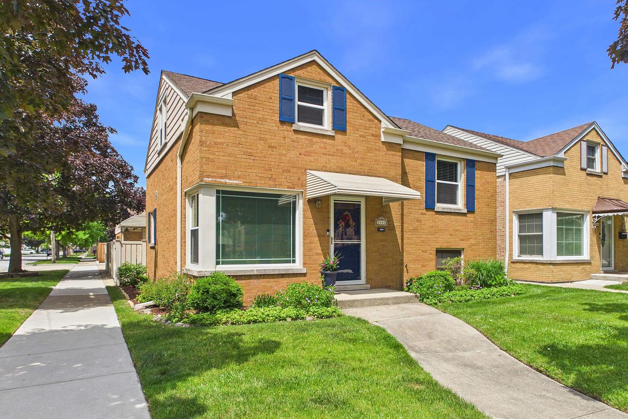 2600 Clarke St., River Grove, IL 60171