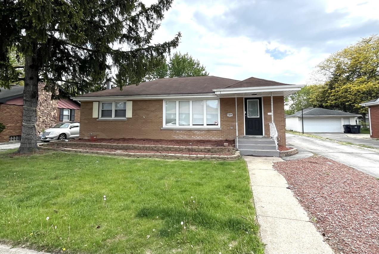 16626 Holland Ave., South Holland, IL 60473