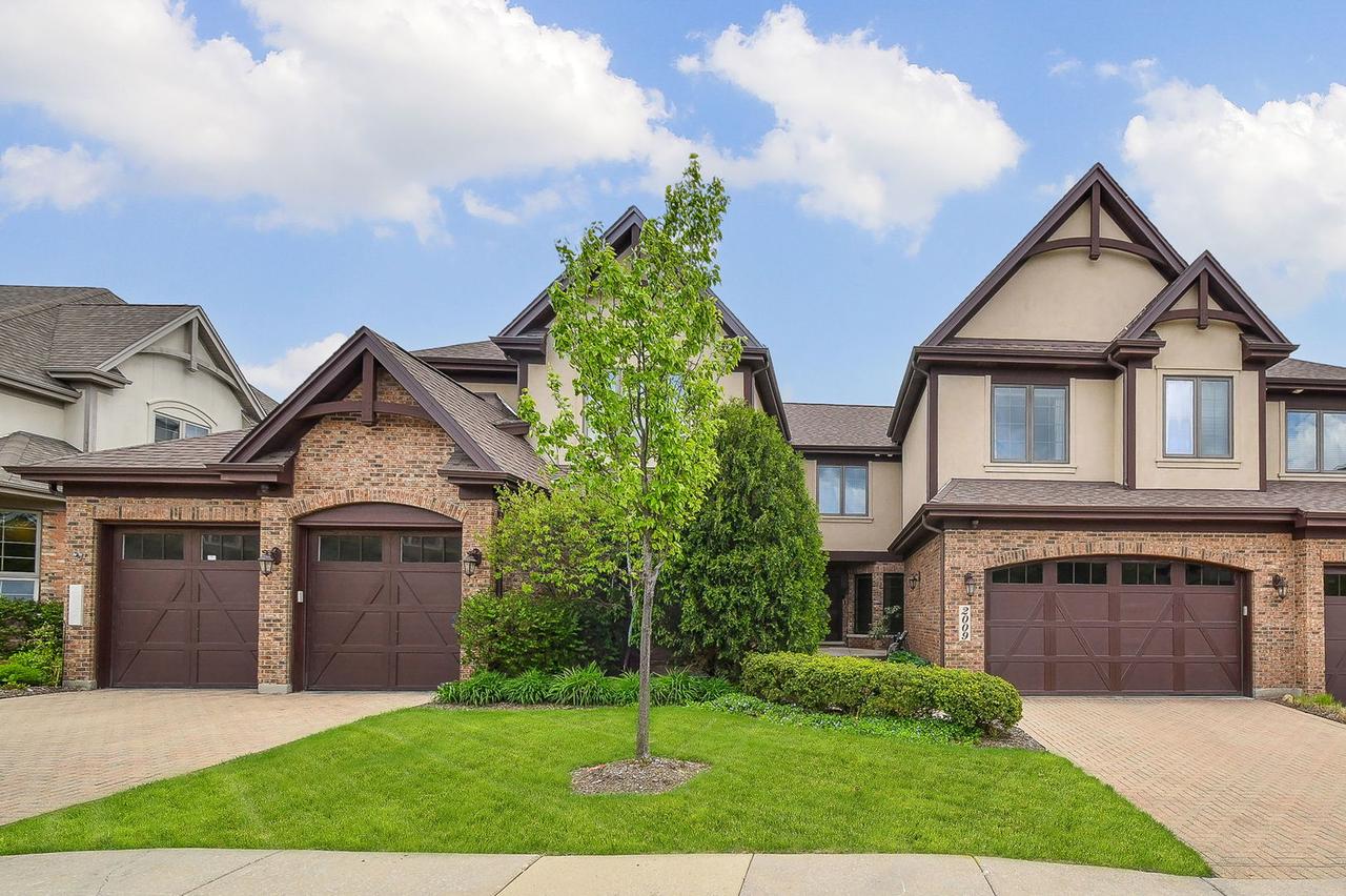 2009 Mackenzie Pl., Wheaton, IL 60187