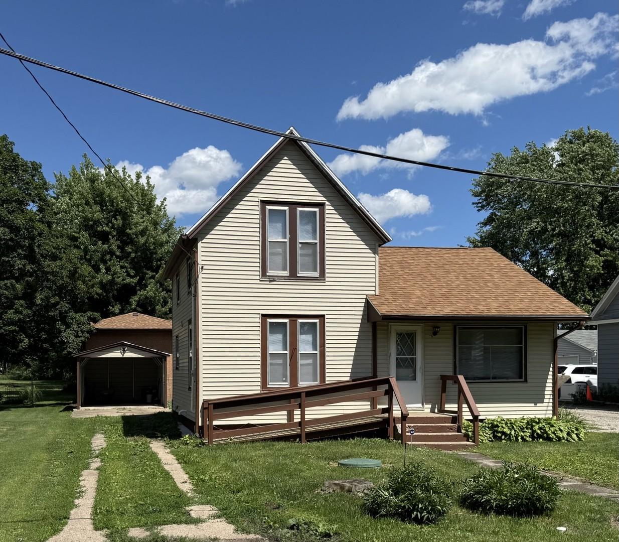 14180 Elmira Rd., Toulon, IL 61483