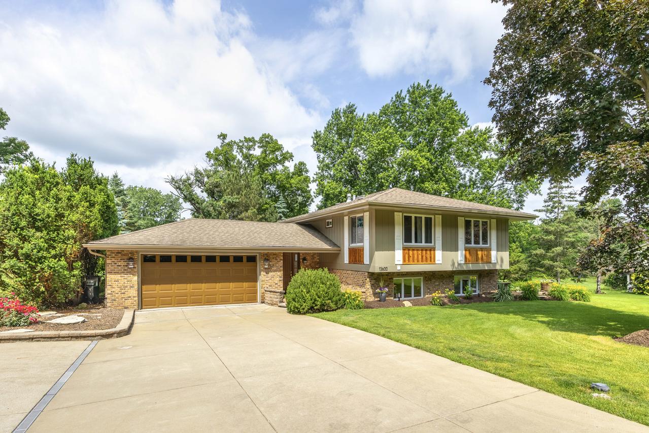13600 S Longview Dr., Homer Glen, IL 60491