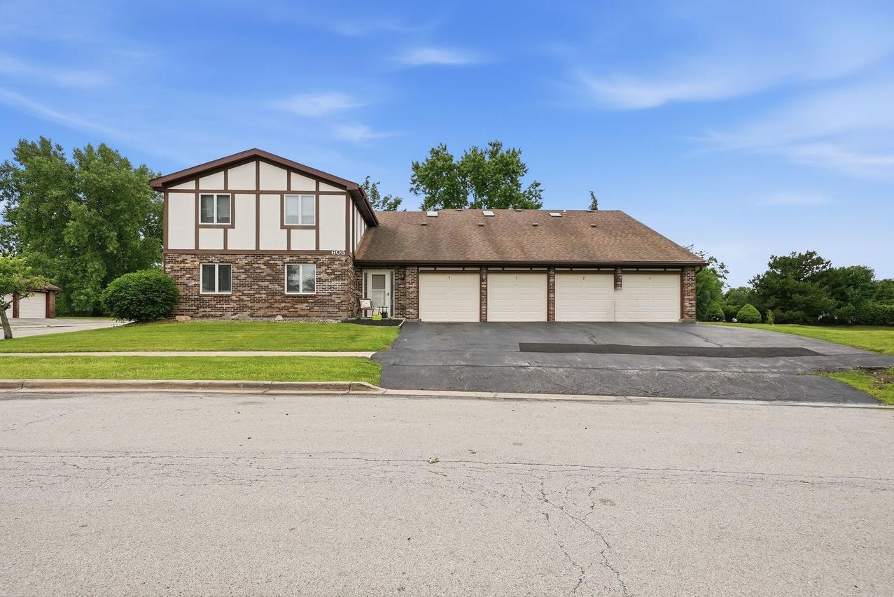 605 Crescenzo Ct. #C, New Lenox, IL 60451