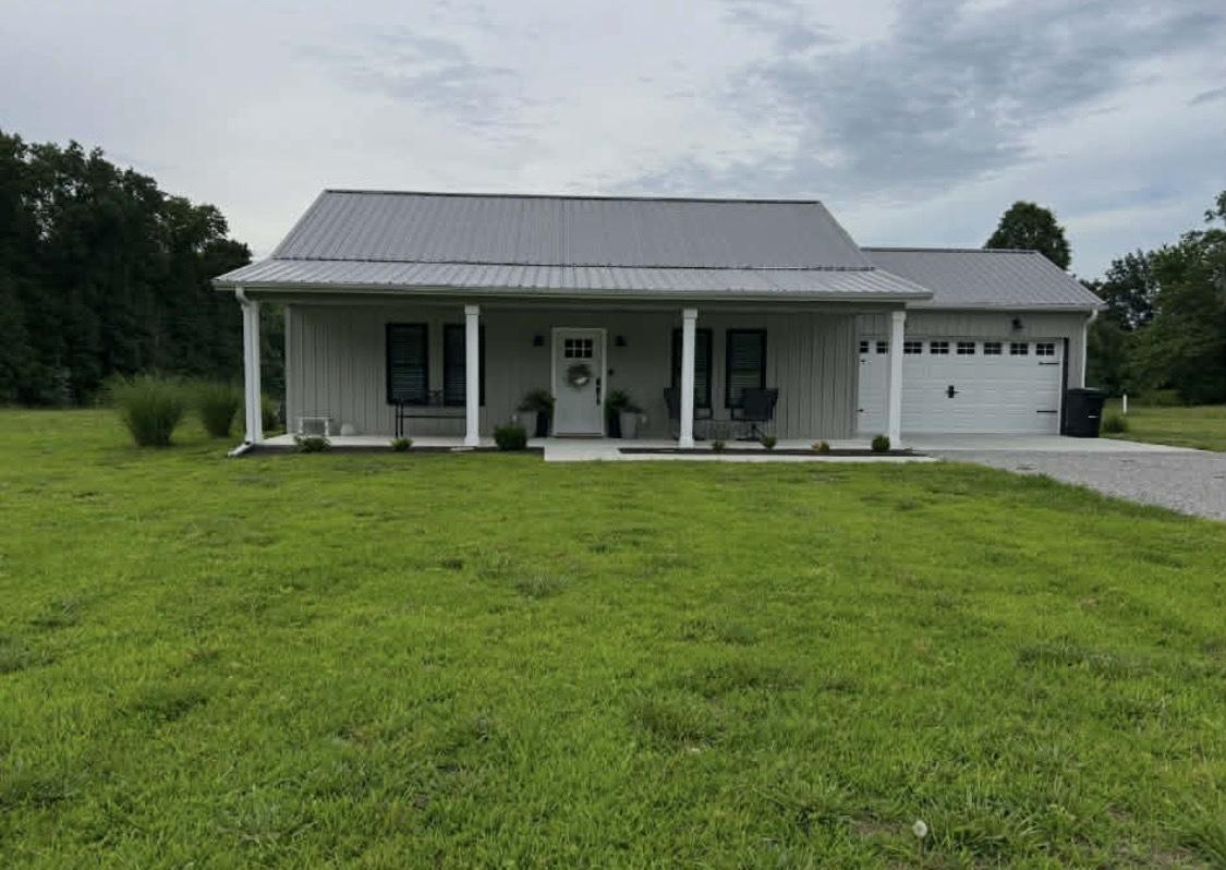 13271 Hope Ln., Benton, IL 62812