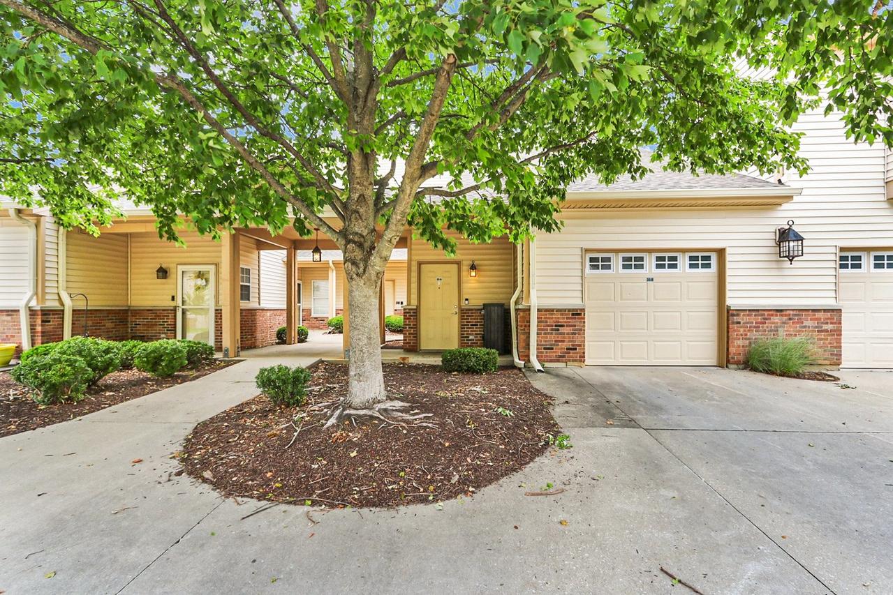 3848 Thornhill Cir., Champaign, IL 61822