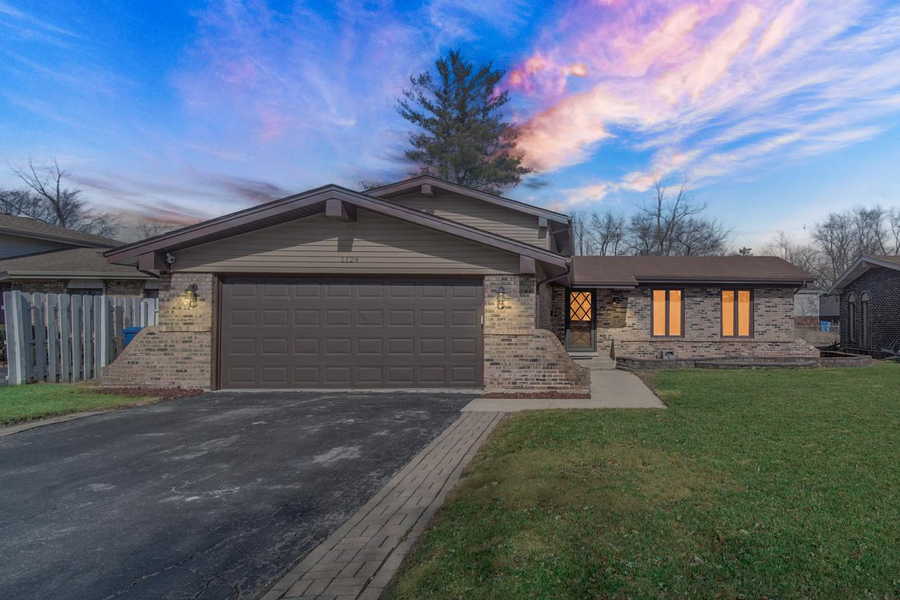 1124 Jamie Ln., Homewood, IL 60430