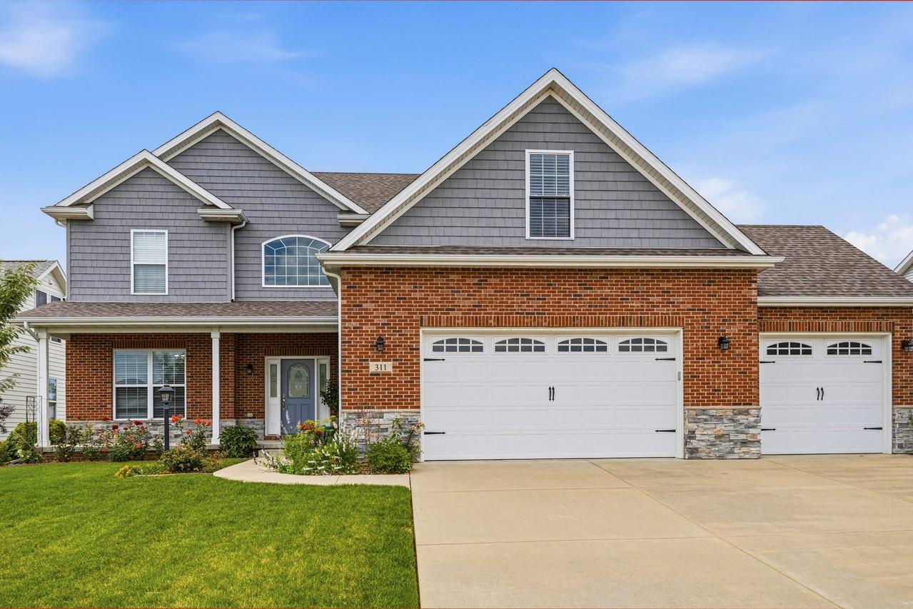 311 Bradford Ave., Savoy, IL 61874