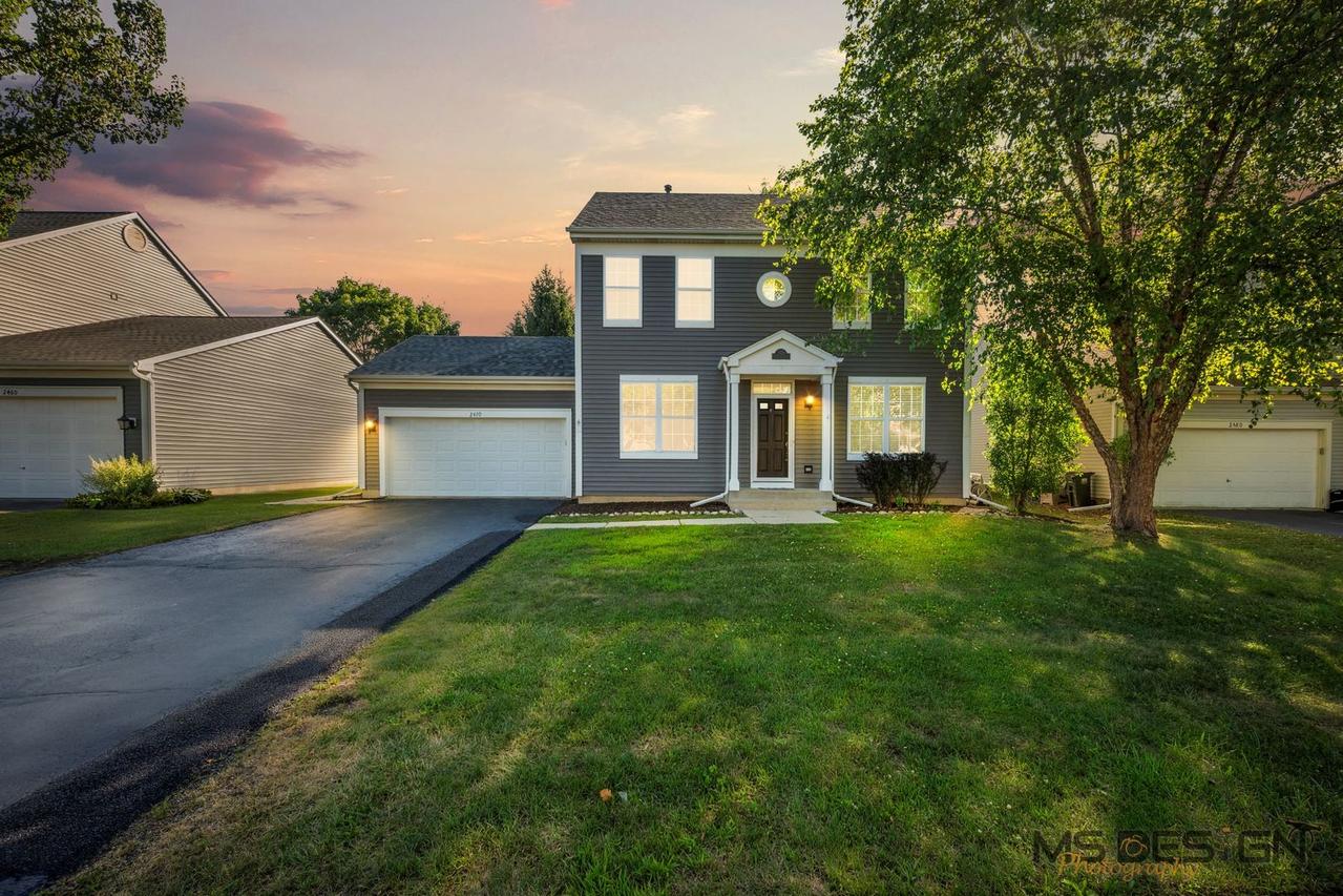 2470 Fairchild Ln., West Chicago, IL 60185