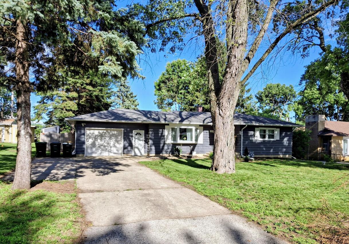 22557 S Carrie Ave., Channahon, IL 60410