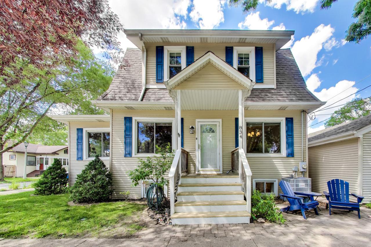 834 Carpenter Ave., Oak Park, IL 60304