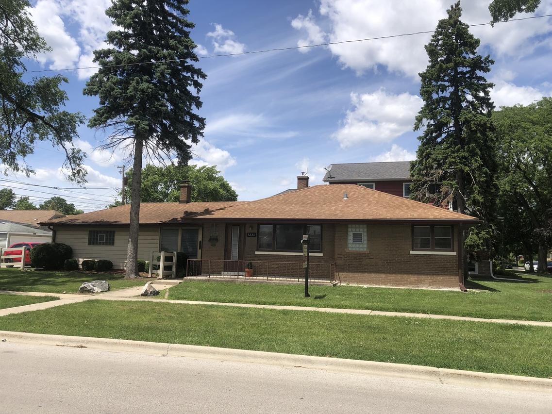 3246 Oak Ave., Brookfield, IL 60513