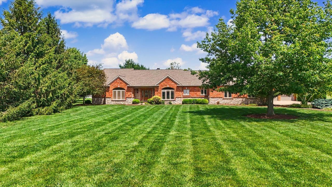 200 Riverbend Blvd., Mahomet, IL 61853