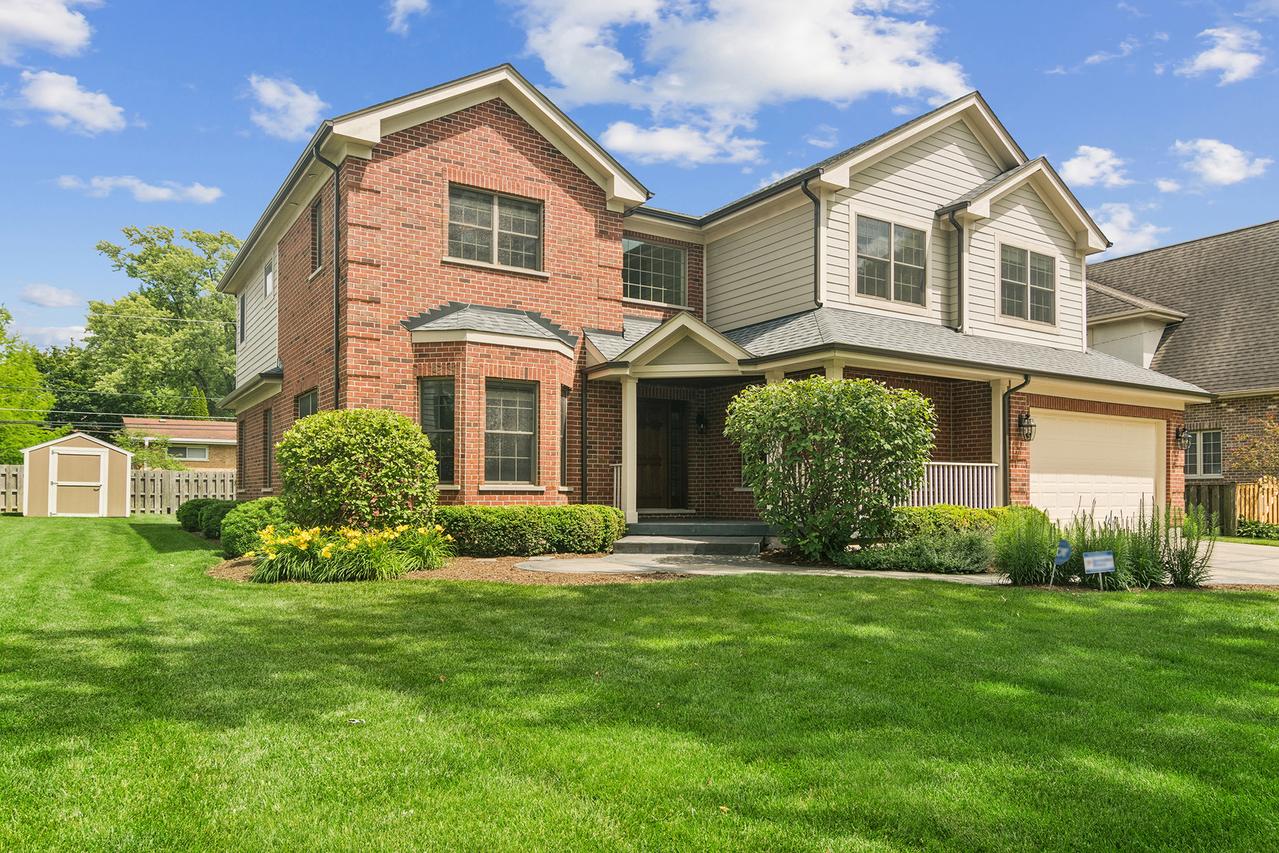 1401 N Illinois Ave., Arlington Heights, IL 60004
