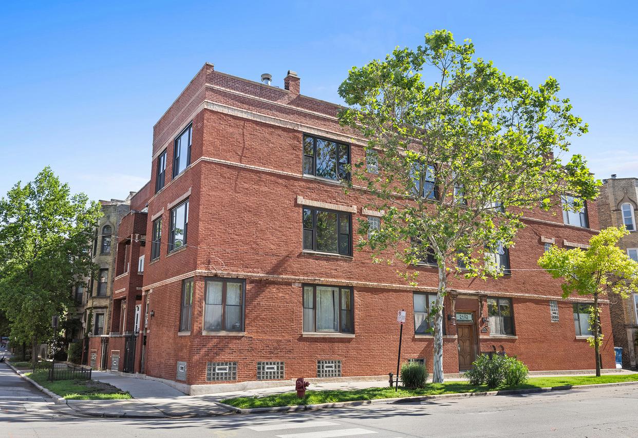 2452 W Iowa St. #3, Chicago, IL 60622