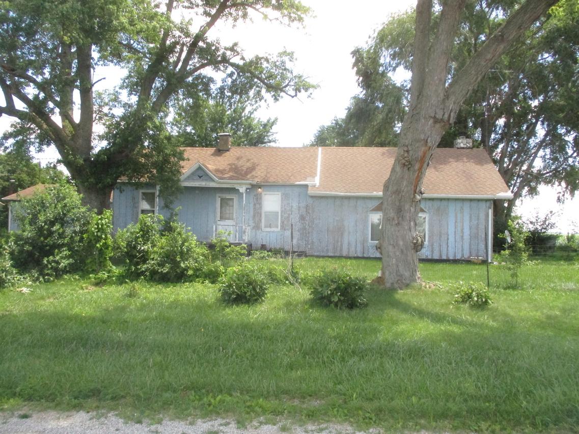 550 N County Road 1475 Rd., Tuscola, IL 61953