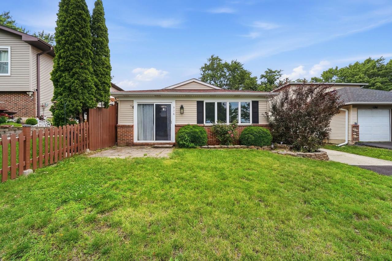 536 Princeton Dr., Bolingbrook, IL 60440