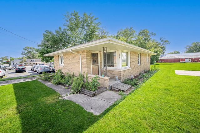 6678 S State Route 1, St. Anne, IL 60964