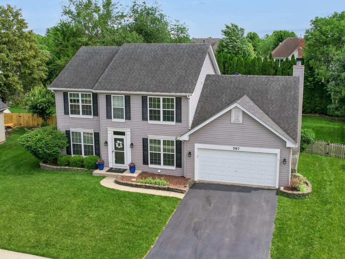 567 Lakeview Dr., Oswego, IL 60543