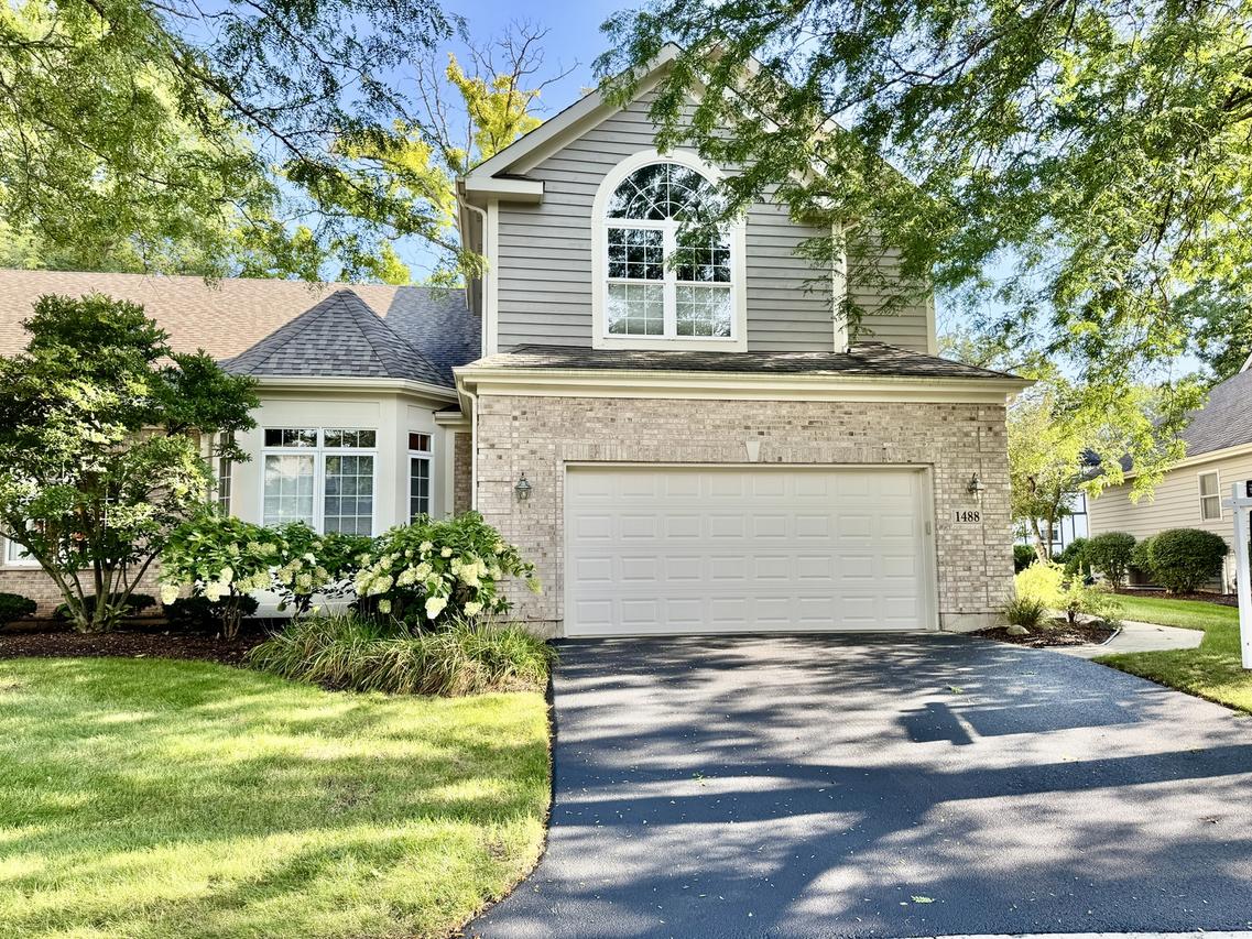 1488 White Oak Ln., Woodstock, IL 60098