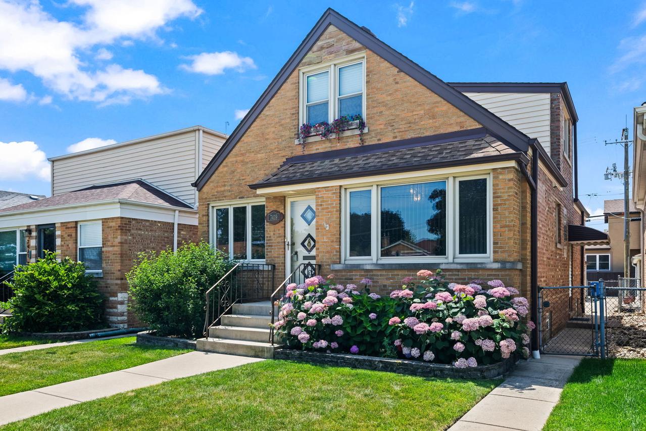 7419 W Howard St., Chicago, IL 60631