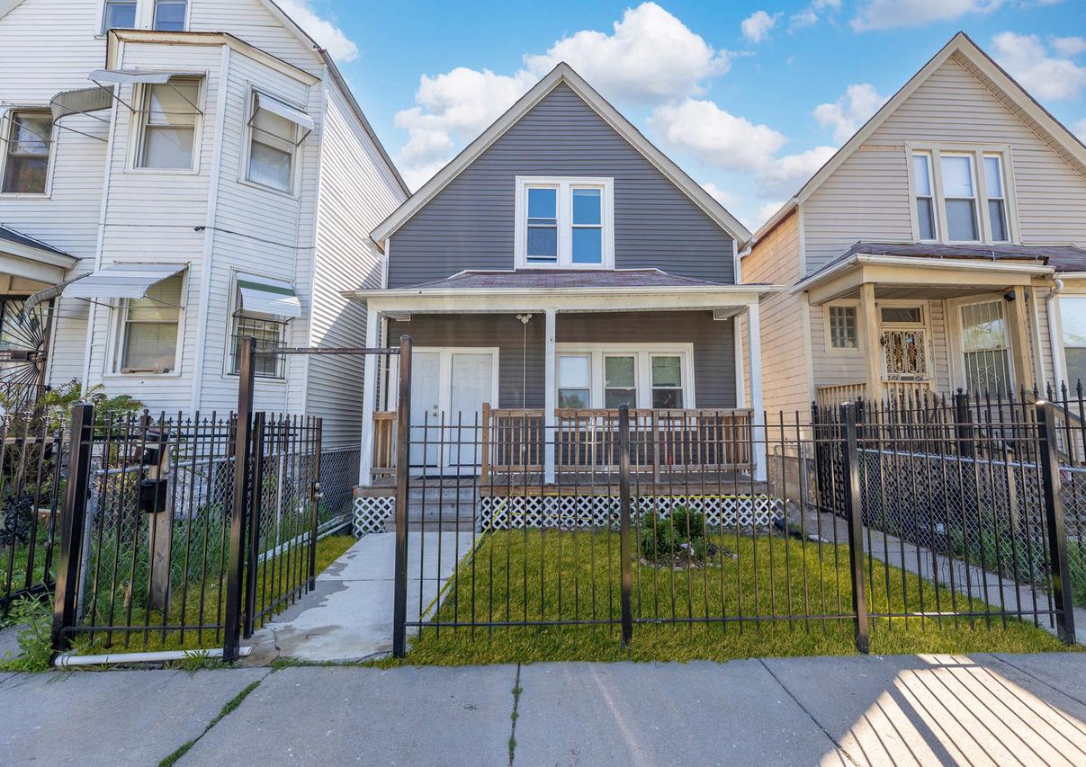 5737 S Laflin St., Chicago, IL 60636