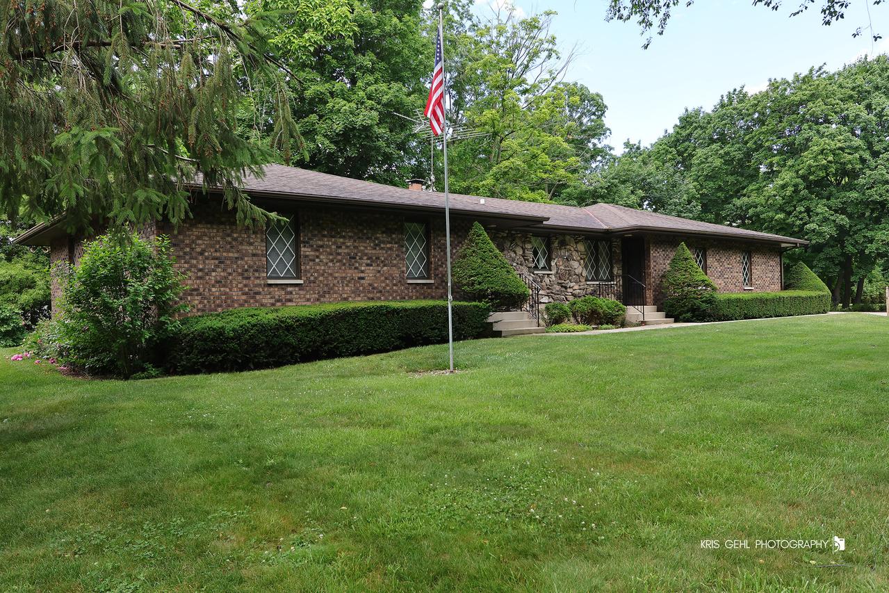 10639 W Circle Dr., Beach Park, IL 60099