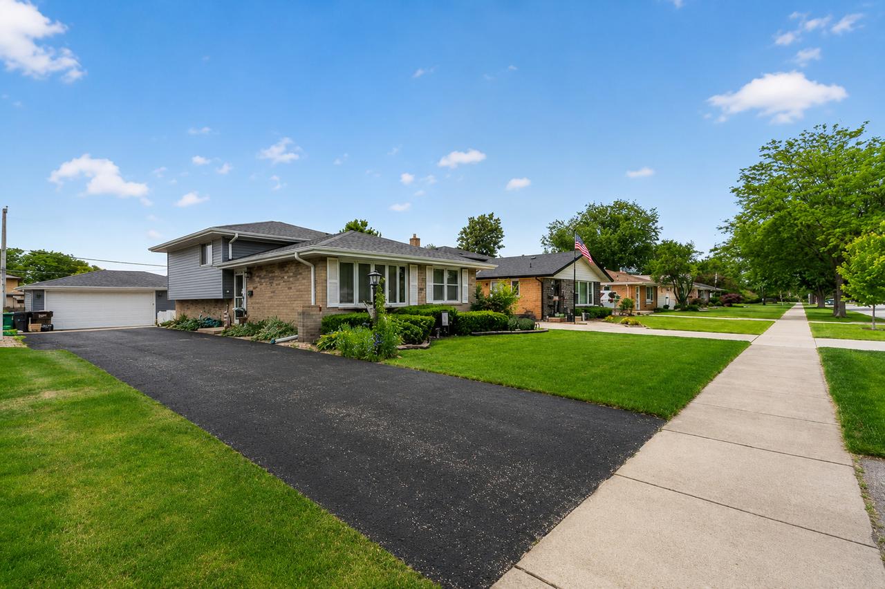 7625 173rd St., Tinley Park, IL 60477