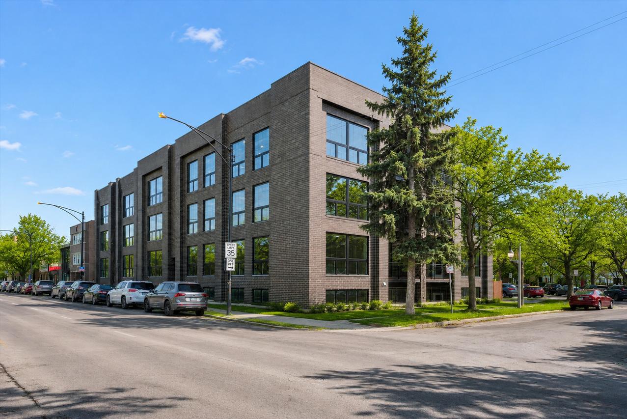 5830 N Lincoln Ave. #3W, Chicago, IL 60659