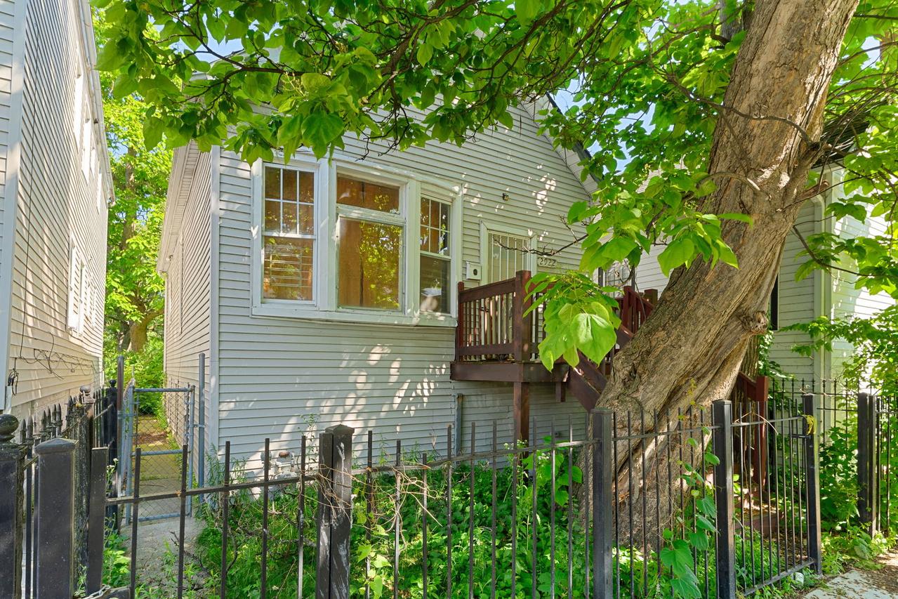 2922 E 78th Pl., Chicago, IL 60649
