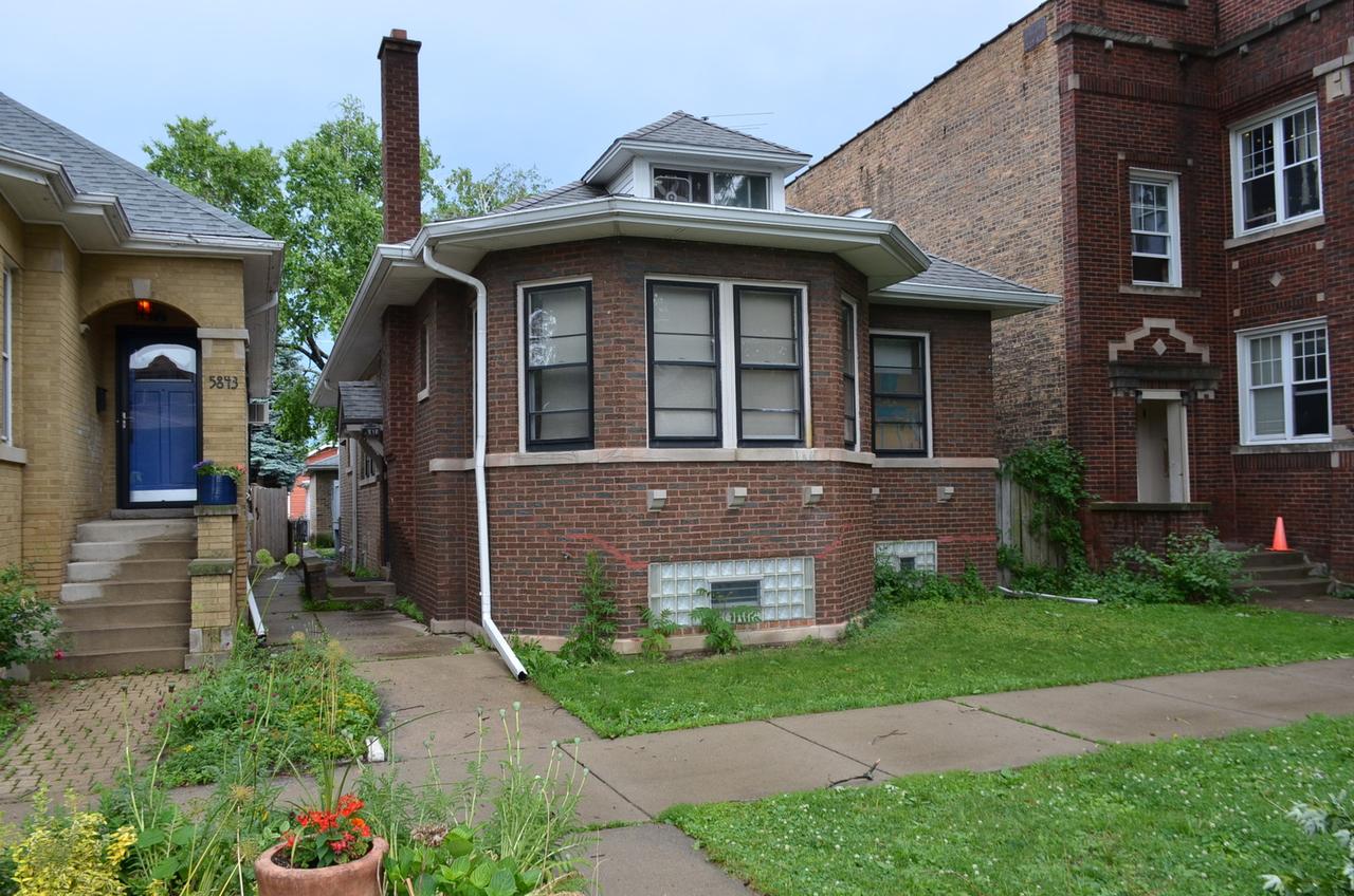 5841 N Washtenaw Ave., Chicago, IL 60659