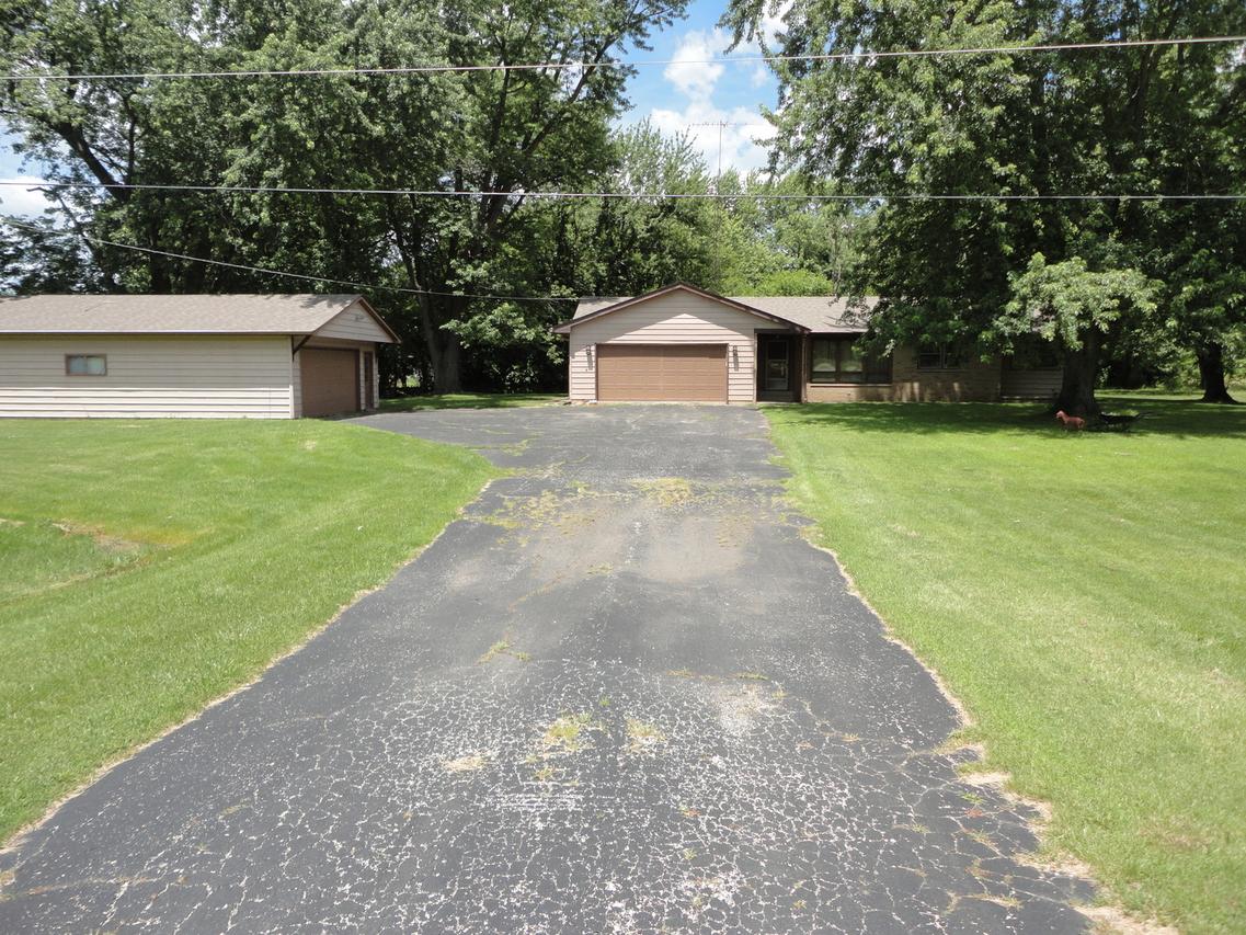 360 S Washington St., Braidwood, IL 60408