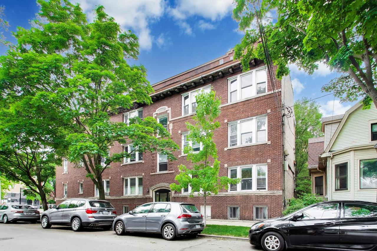 5712 N Wayne Ave. #3, Chicago, IL 60660