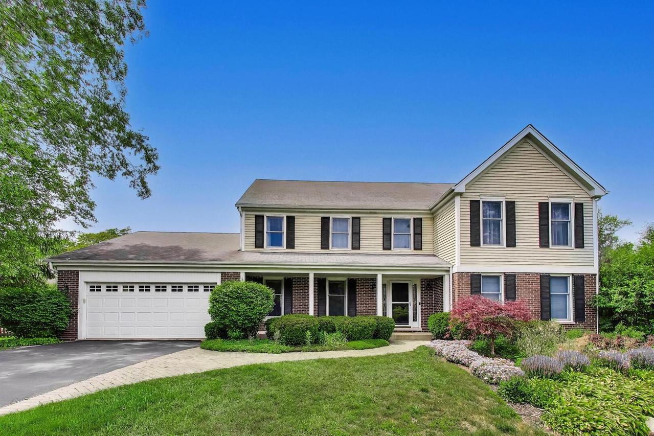 364 Stafford Ct., Lincolnshire, IL 60045