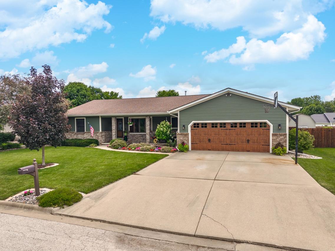 708 N Cherokee Ln., Pontiac, IL 61764