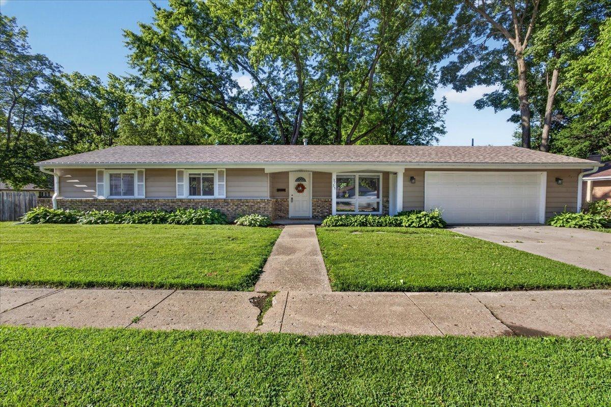 3735 Highcrest Rd., Rockford, IL 61107