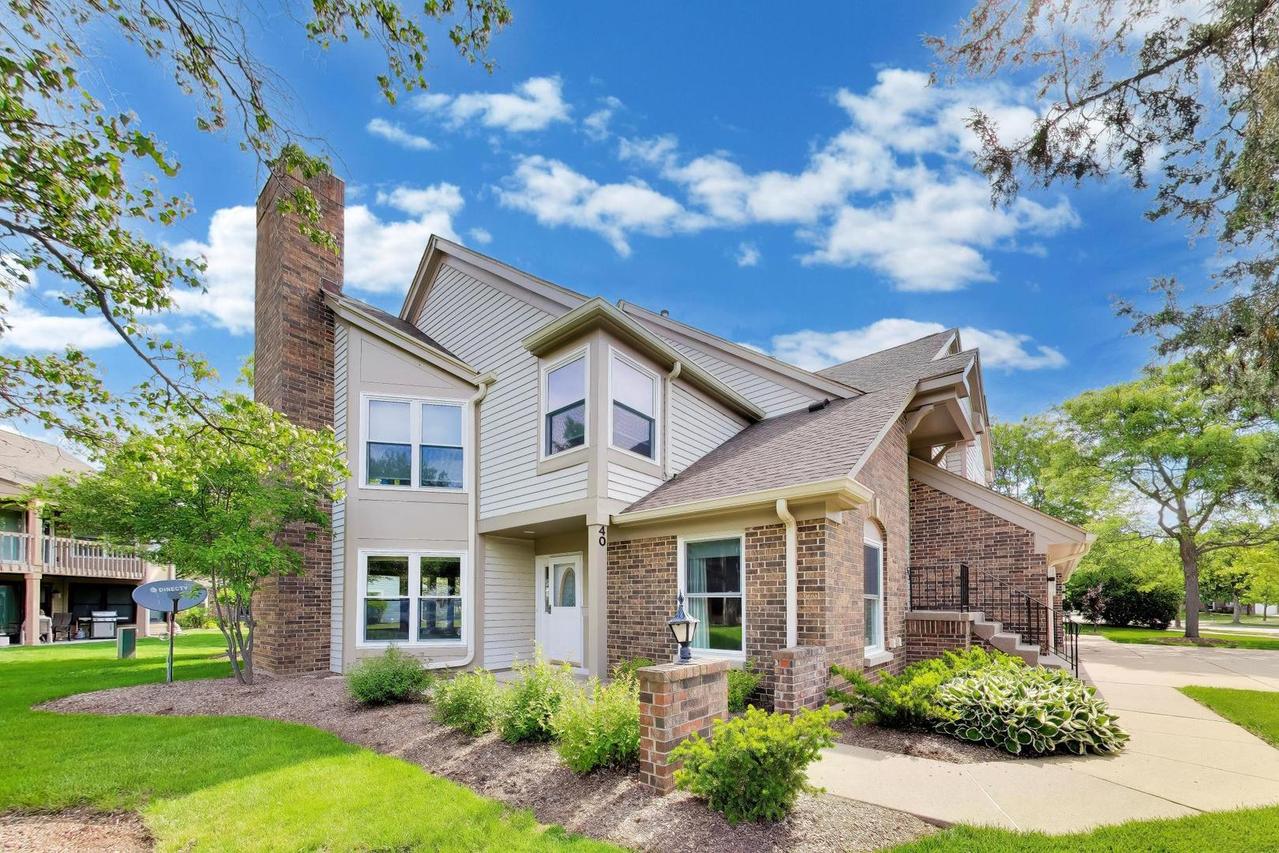 40 Willow Pkwy., Buffalo Grove, IL 60089
