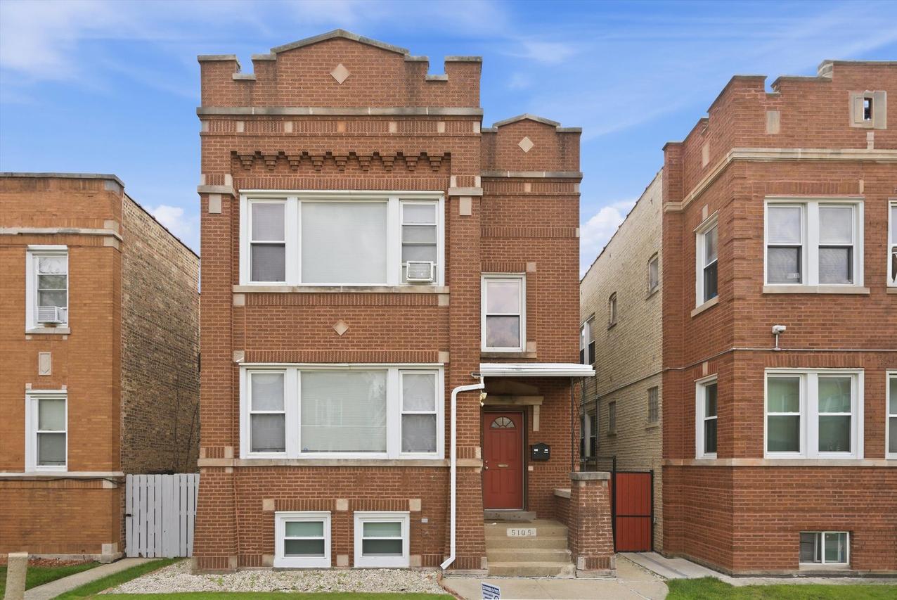 5105 W Altgeld St., Chicago, IL 60639