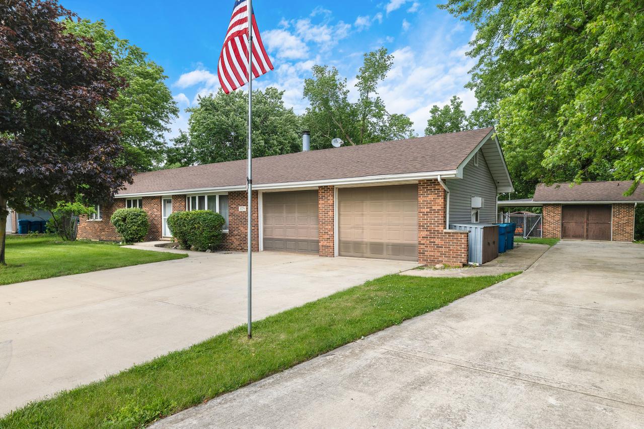 1579 Vincennes St., Crete, IL 60417